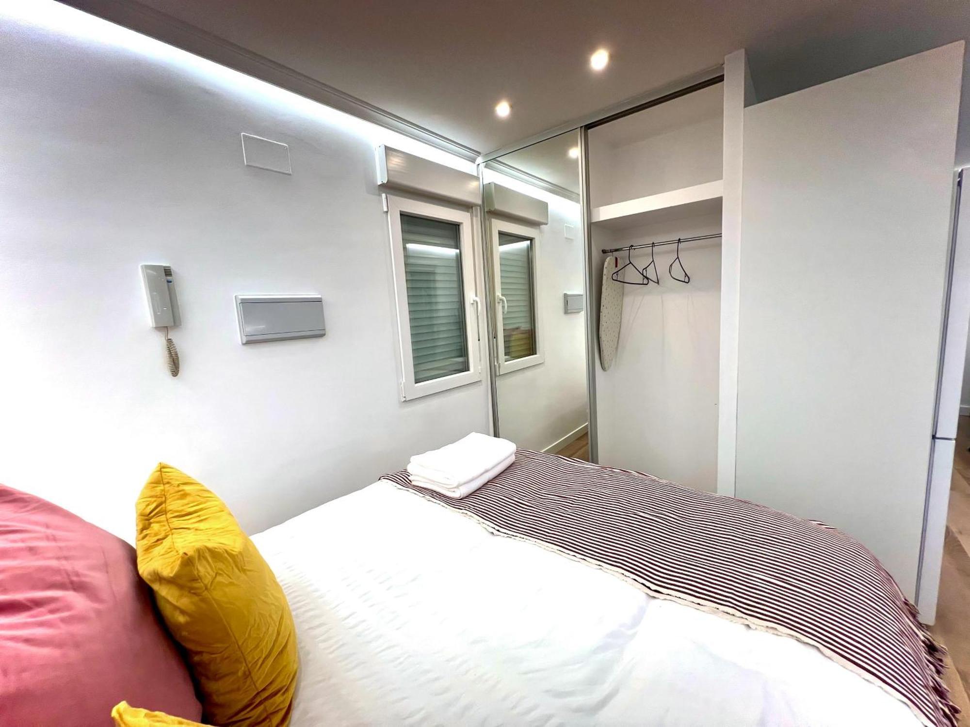 Apartment In The Heart Of Madrid-Piso En Malasaña Exterior foto