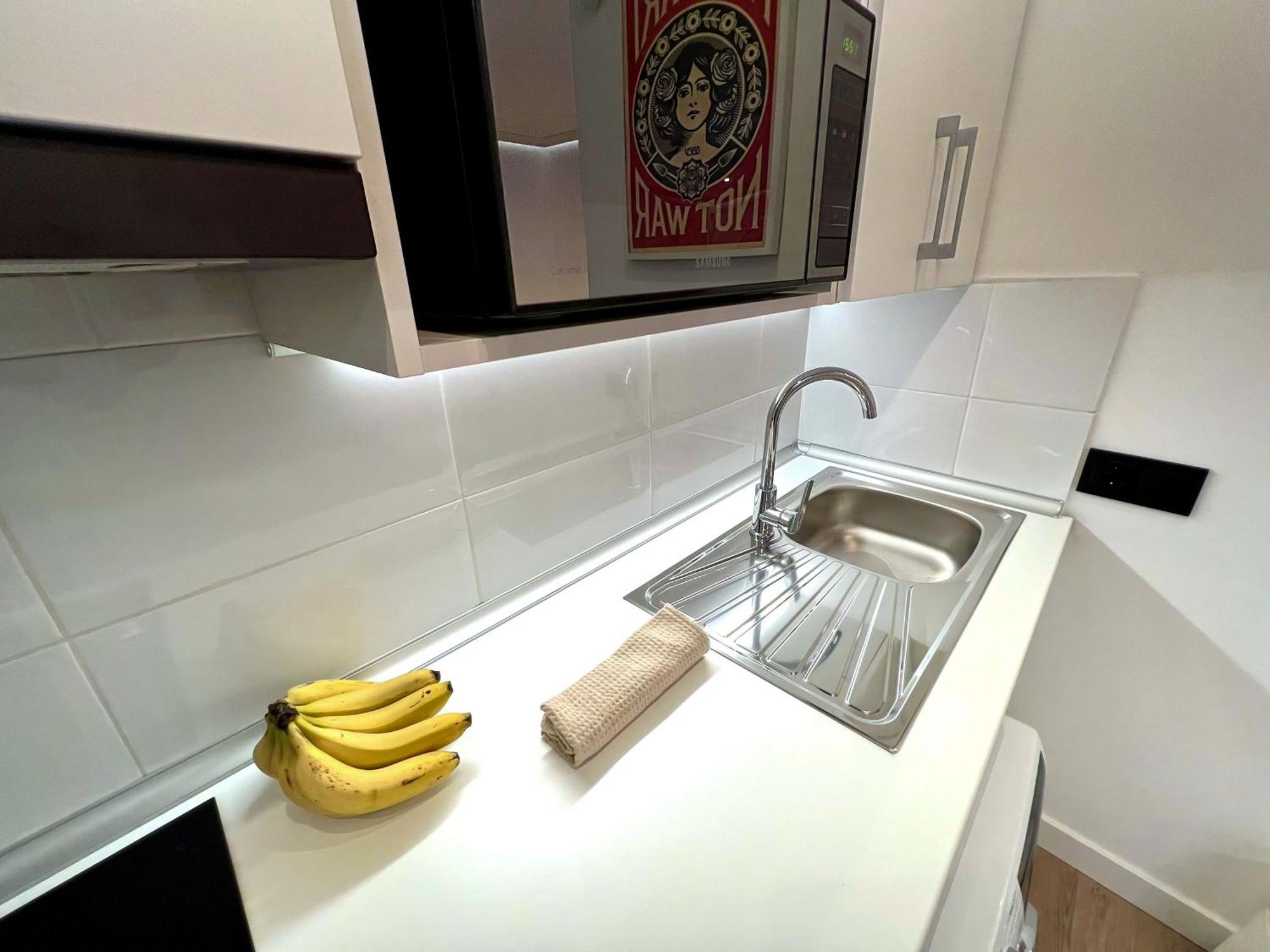 Apartment In The Heart Of Madrid-Piso En Malasaña Exterior foto