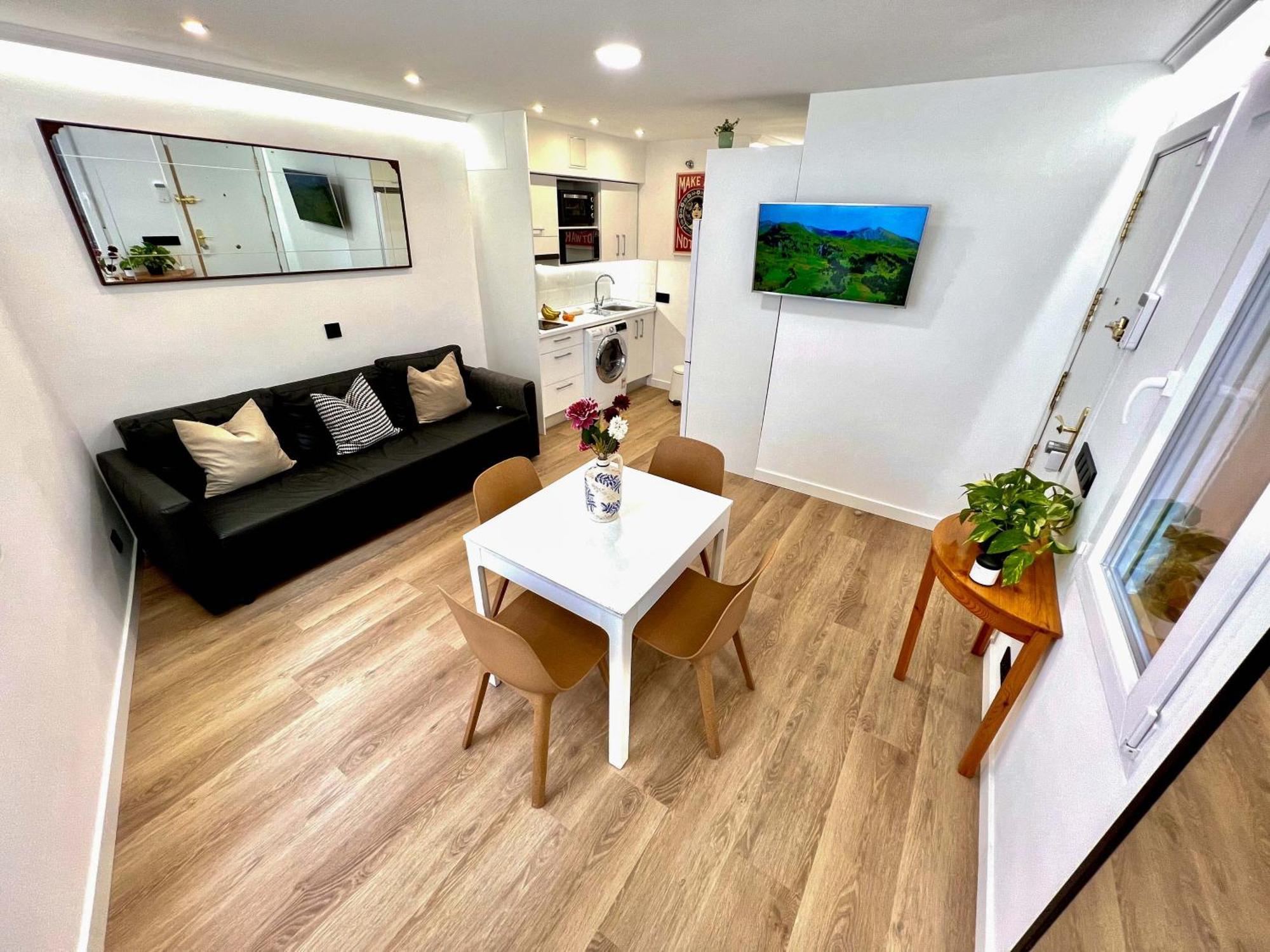 Apartment In The Heart Of Madrid-Piso En Malasaña Exterior foto